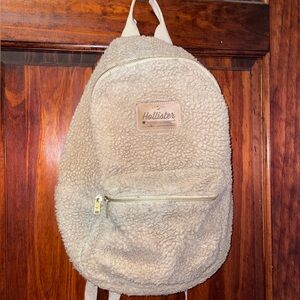 Hollister Tan Sherpa Backpack USED - Stained inside SEE PHOTOS